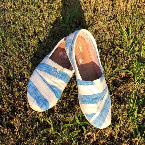 Toms Shoes - Toms Blue and White Espadrilles